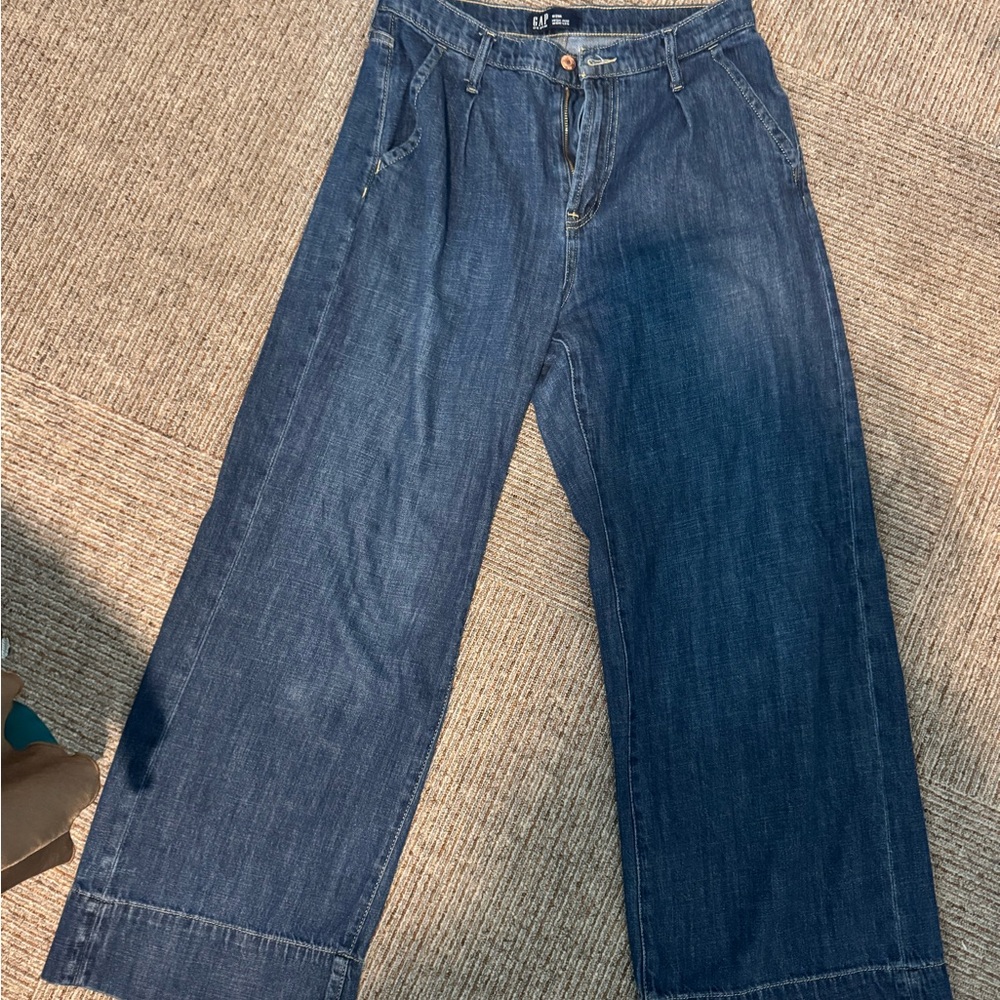 GAP High-Rise Wide-Leg Jeans in Blue